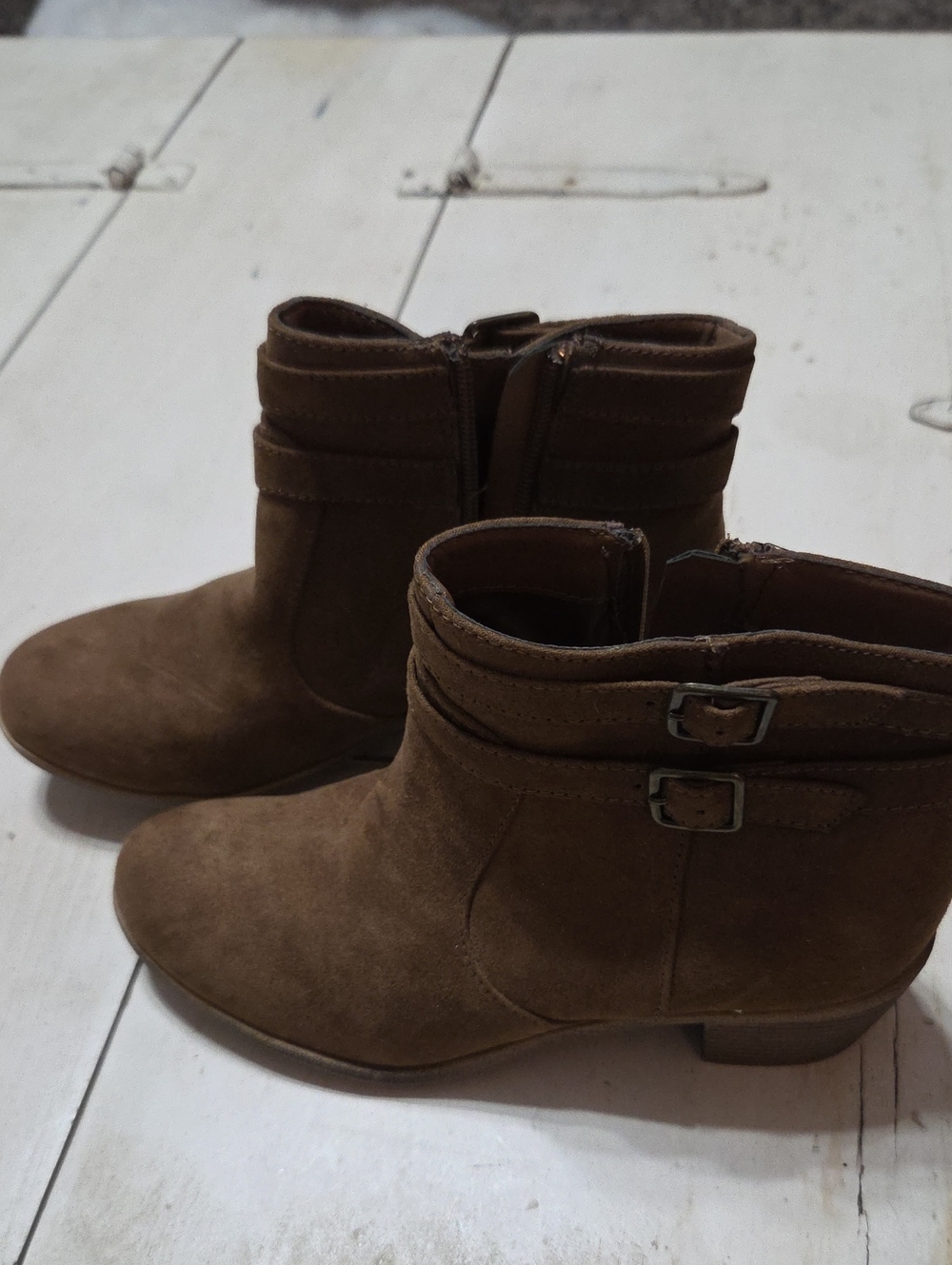 American Eagle Outfitters Brown Suede-Look Ankle Booties 6.5 F8/22